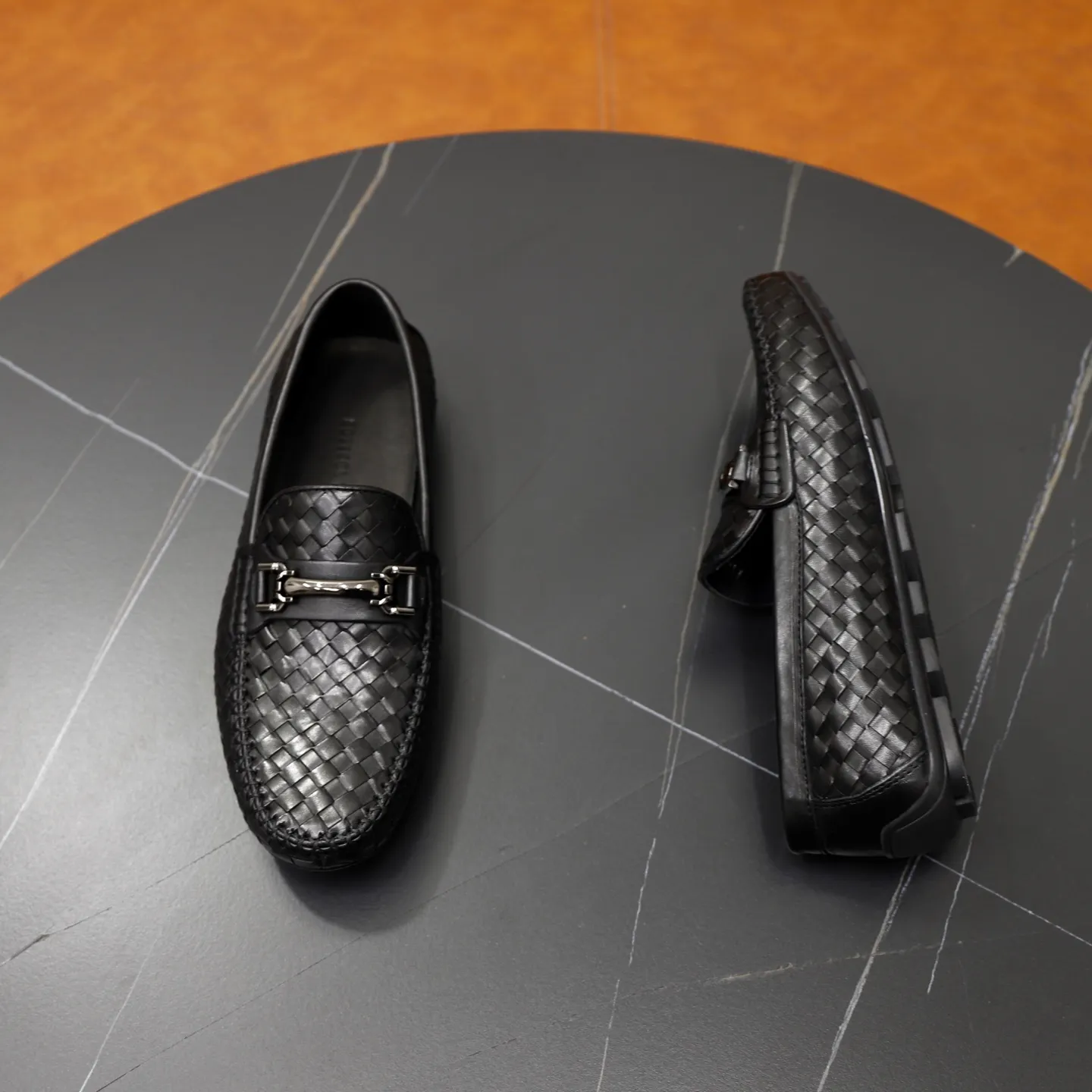 Men's shoes 💰500💰BOTTEG* VENET* - high-end boutique Size: 38-44 (45 custom-made) BV new product, calfskin artificially woven classic style harmoniously blends with contemporary fashion temperament, rubber soles are light and flexible, water-dyed cowhide!